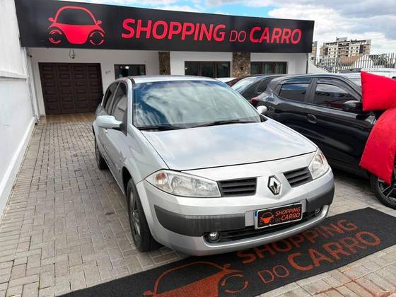 RENAULT MEGANE 2.0 DYNAMIQUE SEDAN 16V GASOLINA 4P MANUAL RENAULT MEGANE 2.0 DYNAMIQUE SEDAN 16V GASOLINA 4P MANUAL